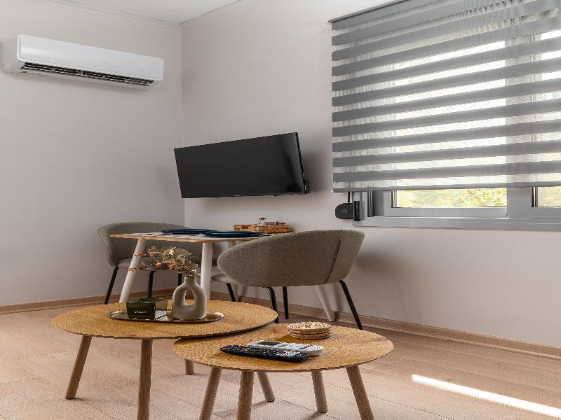 Phalerus Suites image