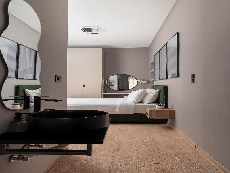 Phalerus Suites image