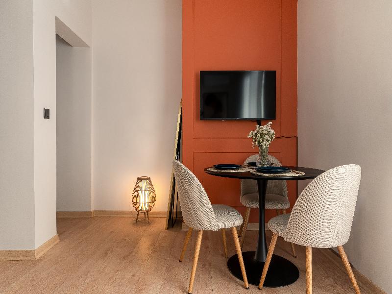 Phalerus Suites image