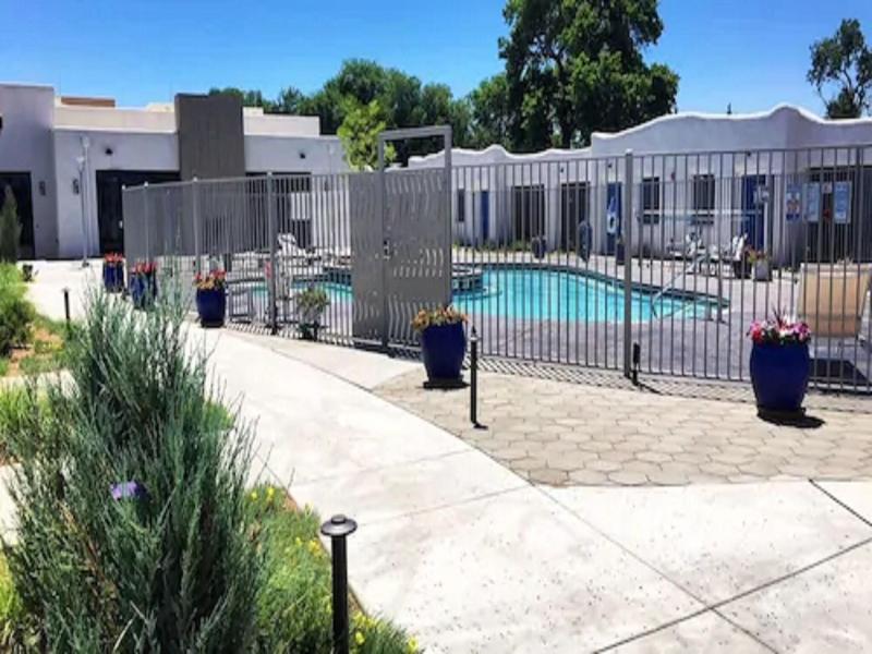 El Vado Motel