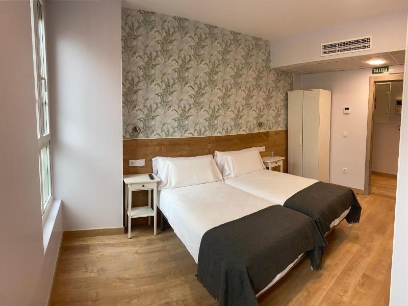 Aloha Hostel image