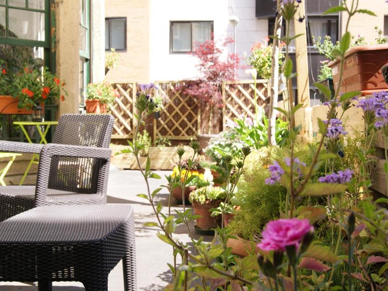 Aloha Hostel image