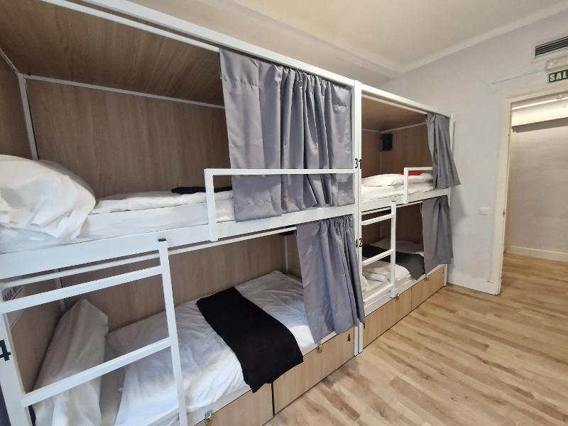 Aloha Hostel image