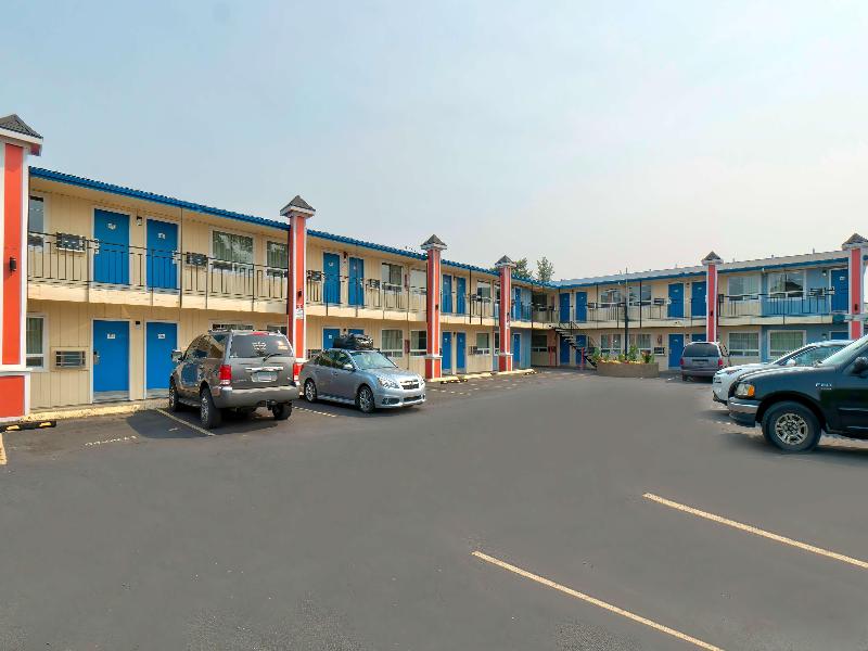 Studio 6 Suites Albany Or image