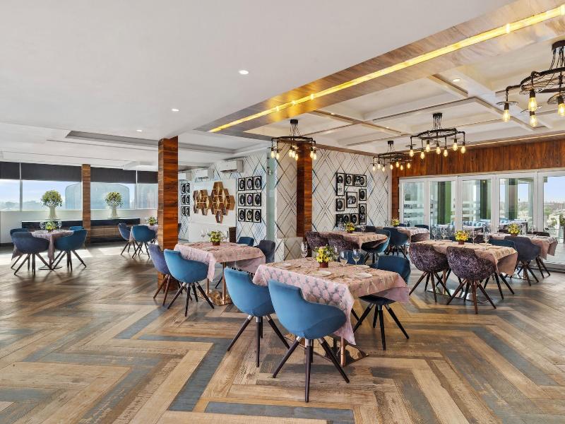 Country Inn Premier Amritsar