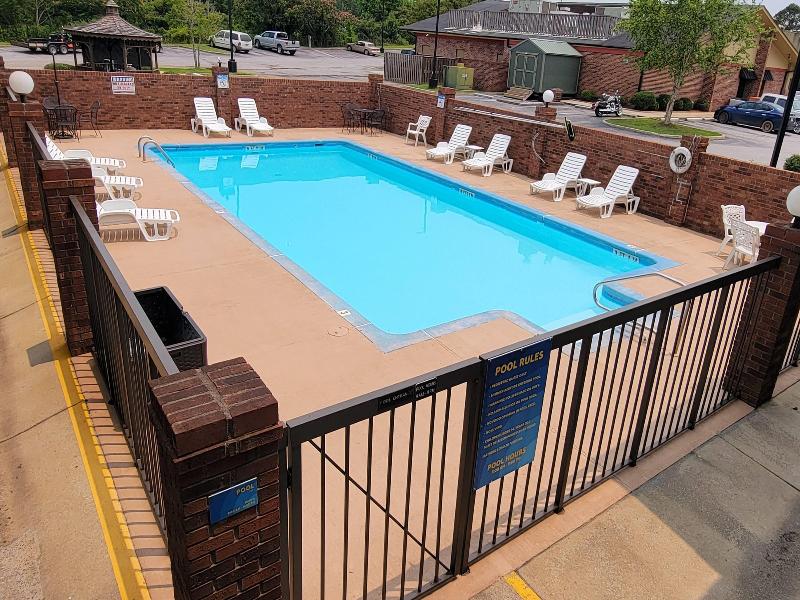 Days Inn By Wyndham Clanton AL image 4