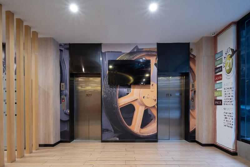 Ibis Hotel (Guangyuan Tuteng Square) image