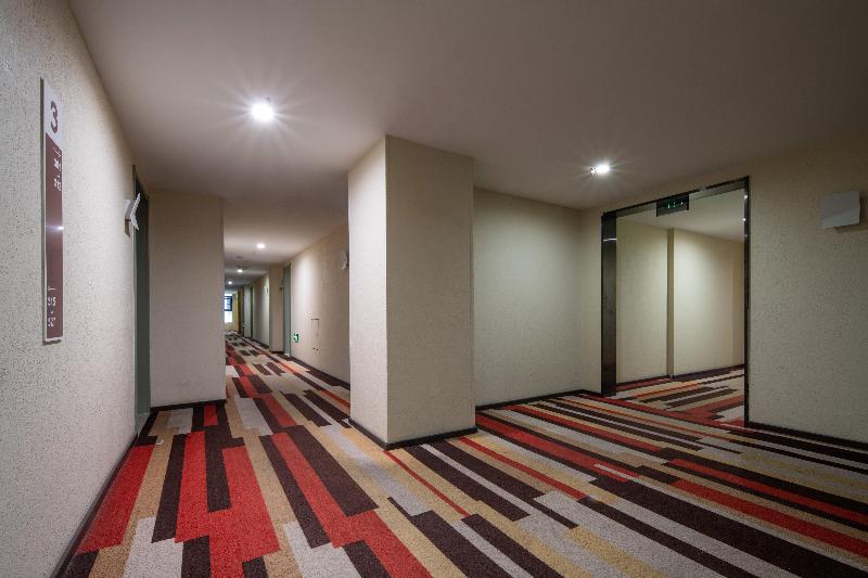 Ibis Hotel (Guangyuan Tuteng Square) image