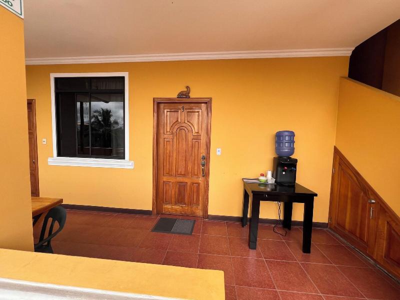 Hostal Casa Cascada image