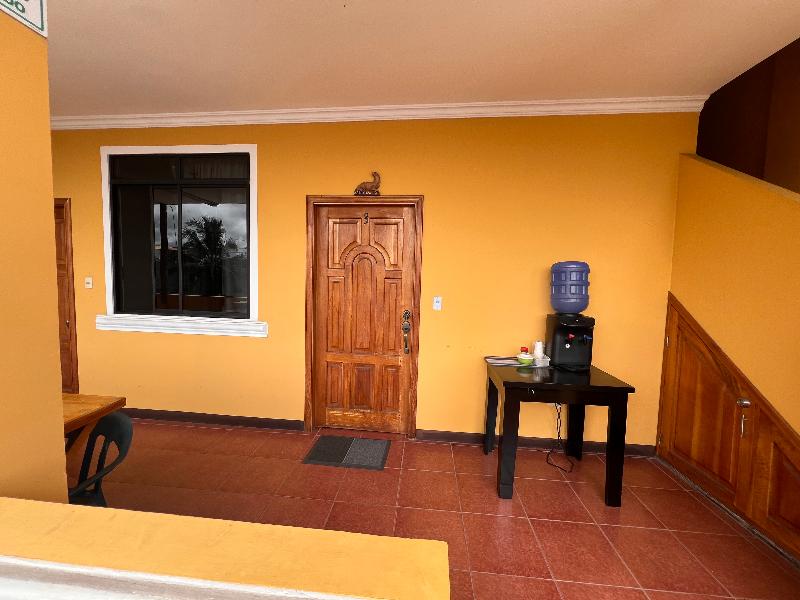 Hostal Casa Cascada image