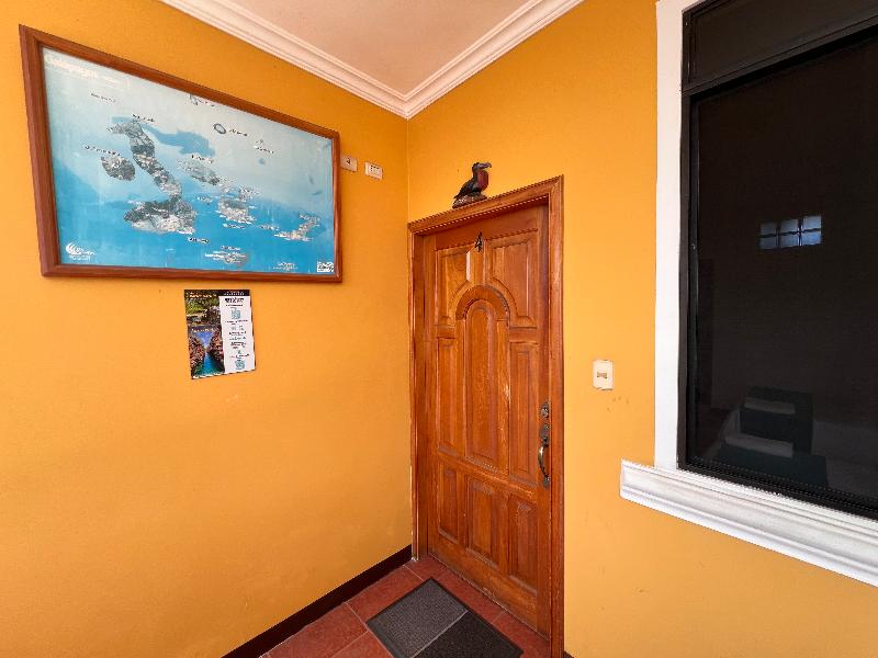 Hostal Casa Cascada image