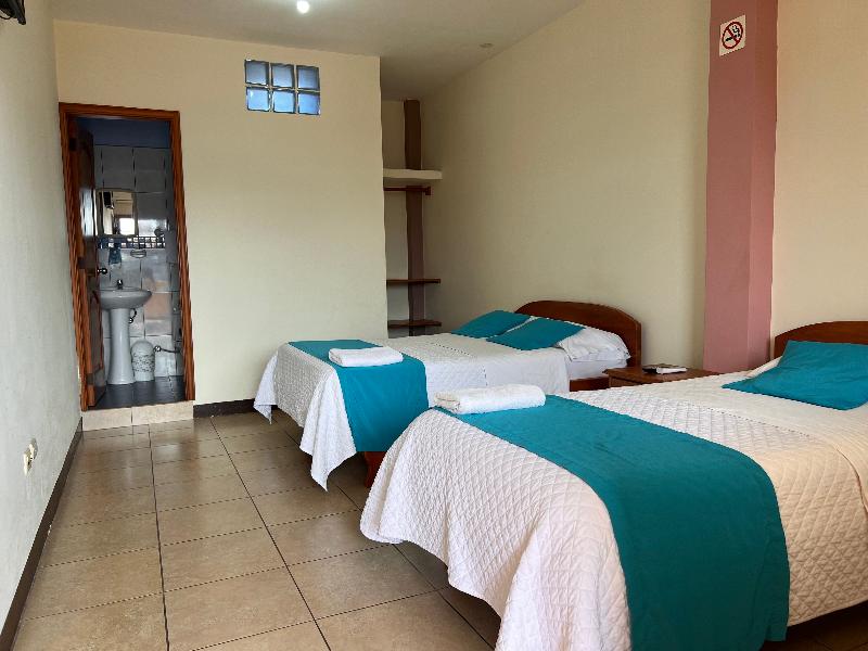 Hostal Casa Cascada image