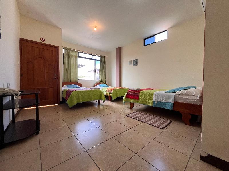 Hostal Casa Cascada image