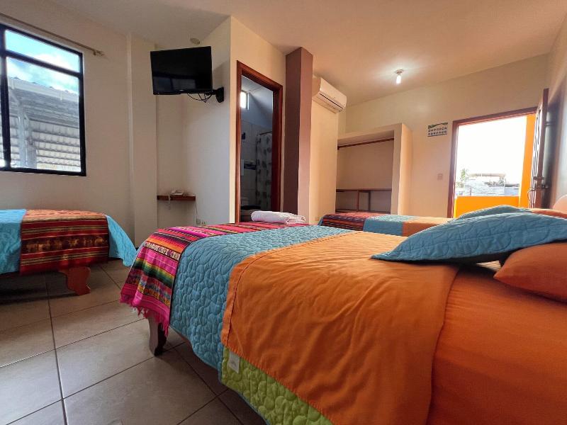 Hostal Casa Cascada image