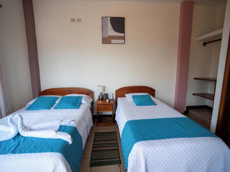 Hostal Casa Cascada image