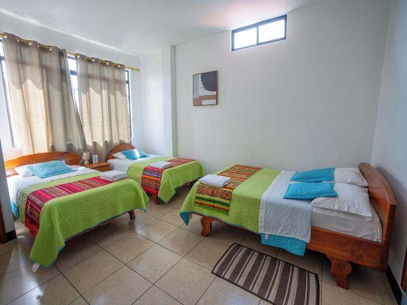 Hostal Casa Cascada image