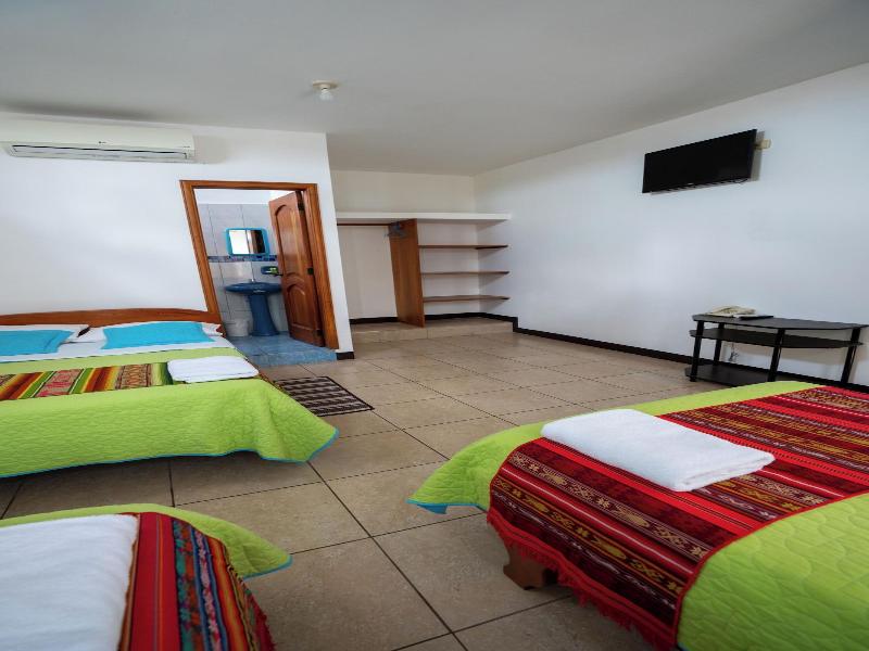 Hostal Casa Cascada image