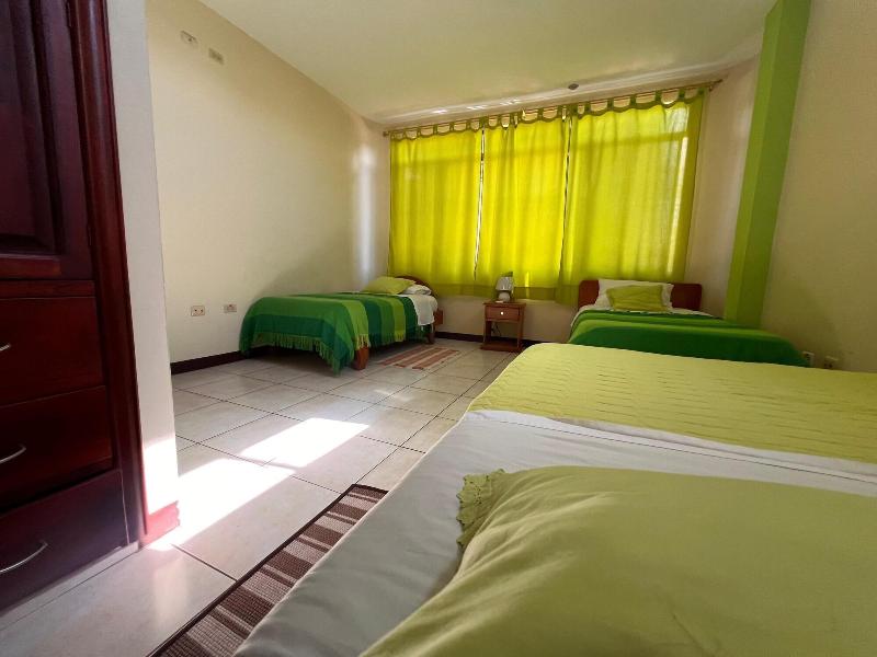 Hostal Casa Cascada image
