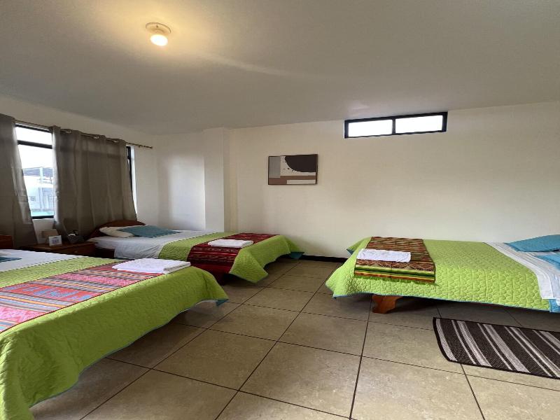 Hostal Casa Cascada image