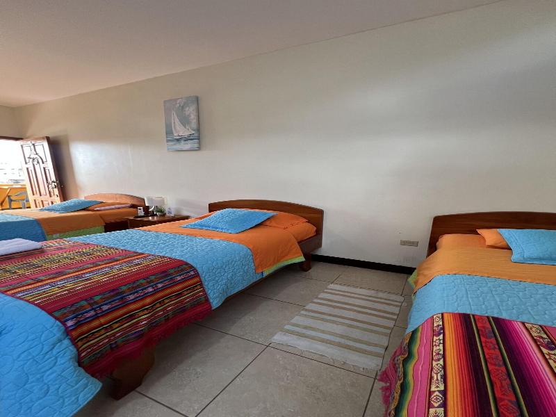 Hostal Casa Cascada image