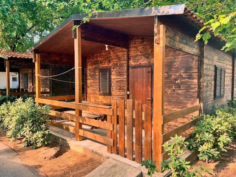 Chalet Viola image