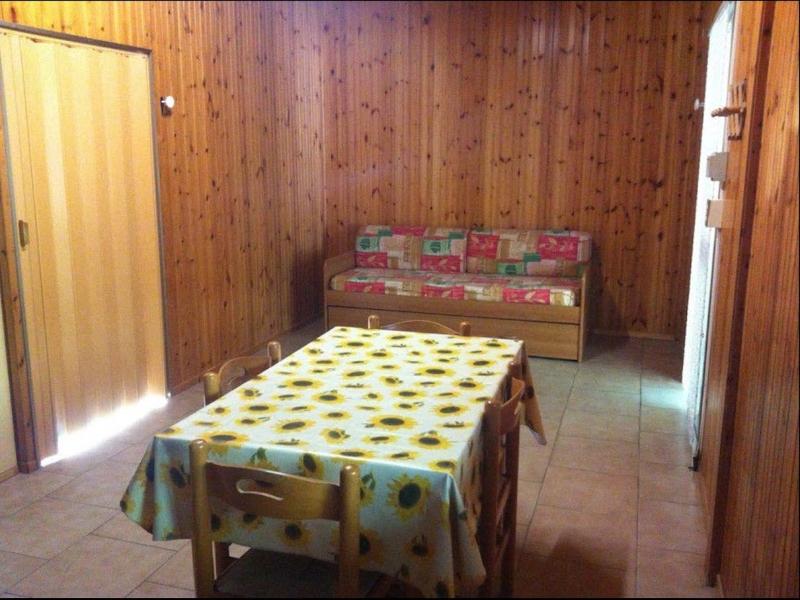 Chalet Viola image