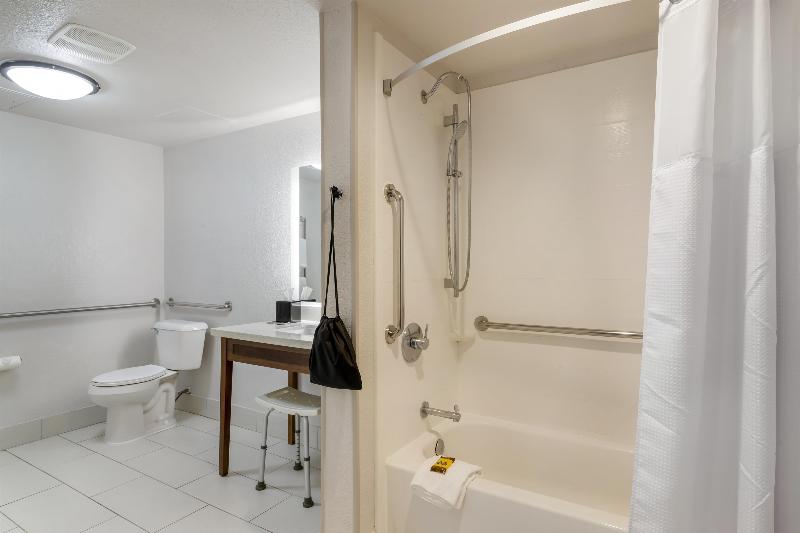 Best Western Plus Jekyll Island image