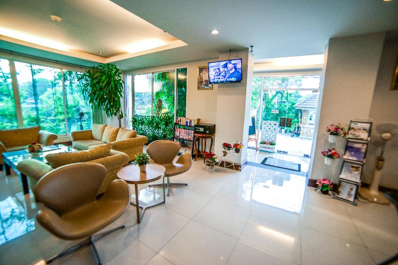 Kanavera House Sriracha image