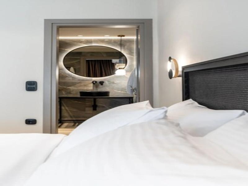 Lithia Exclusive Villas image