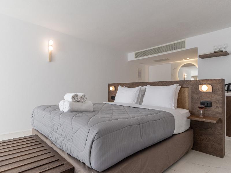 Lithia Exclusive Villas image