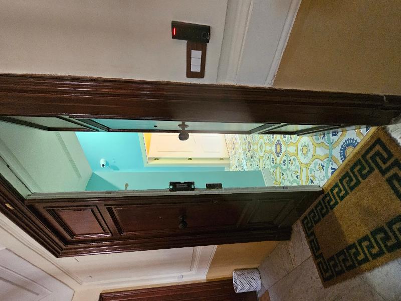 Guesthouse Adry In Naples image