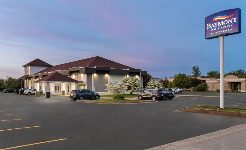 Baymont By Wyndham Batavia - Darien Lake image