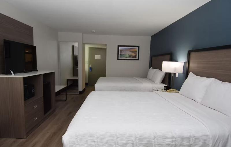 Baymont By Wyndham Batavia - Darien Lake image