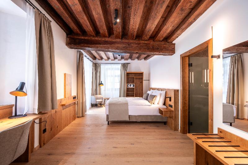 Hotel Traube Rattenberg image