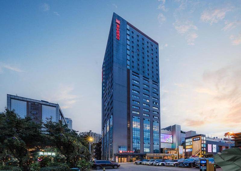 Ibis Chengdu South Railway Station Tongzilin Subw