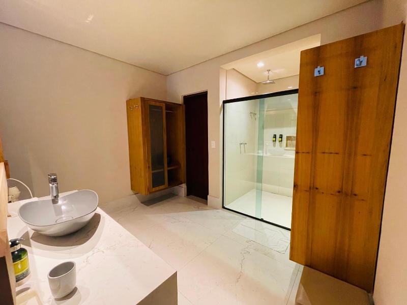 Hiu Hotel image