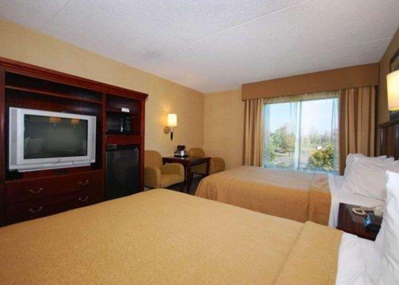 Quality Inn & Suites Bensalem image