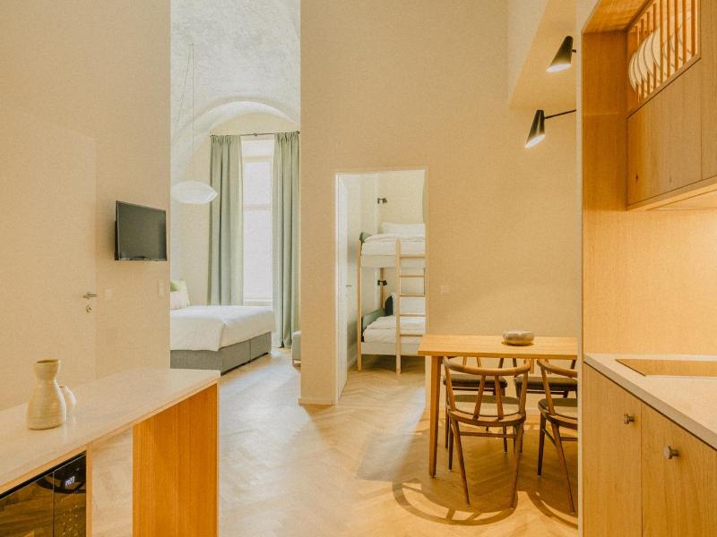 Wilde Aparthotels Vienna Fleischmarkt image