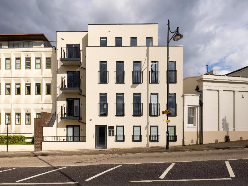 Charles Hope Apartments - Staines Riverside image
