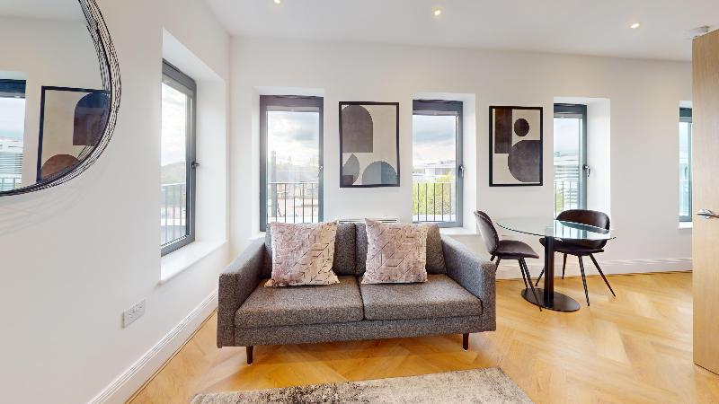 Charles Hope Apartments - Staines Riverside image