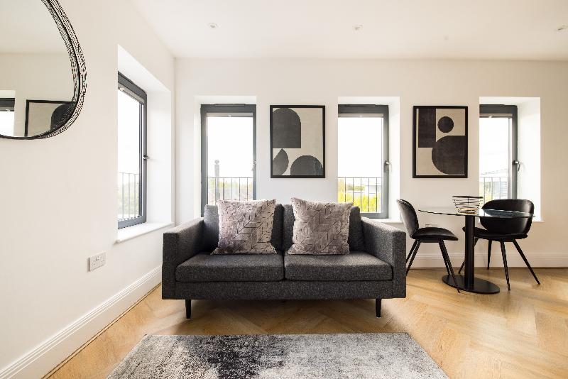 Charles Hope Apartments - Staines Riverside image