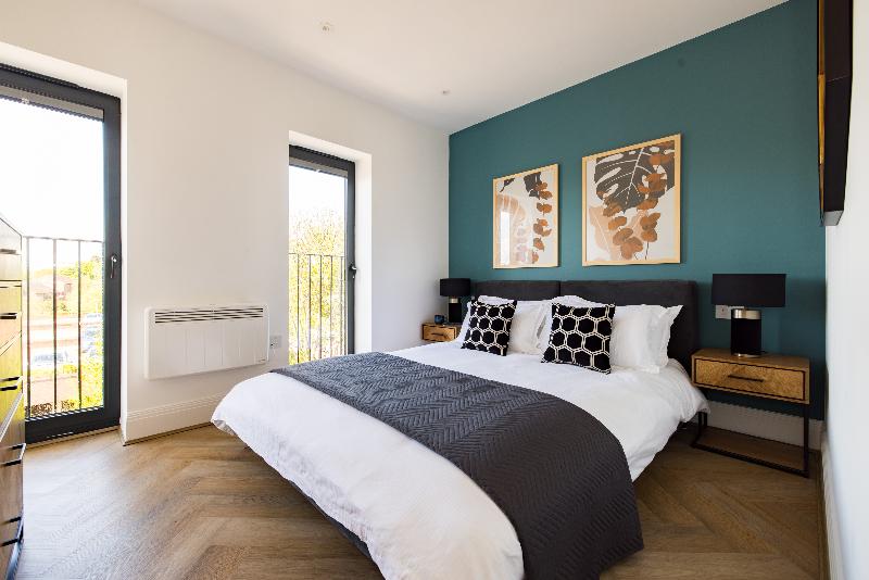 Charles Hope Apartments - Staines Riverside image