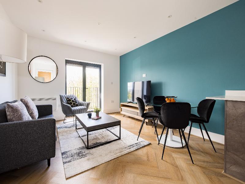 Charles Hope Apartments - Staines Riverside image