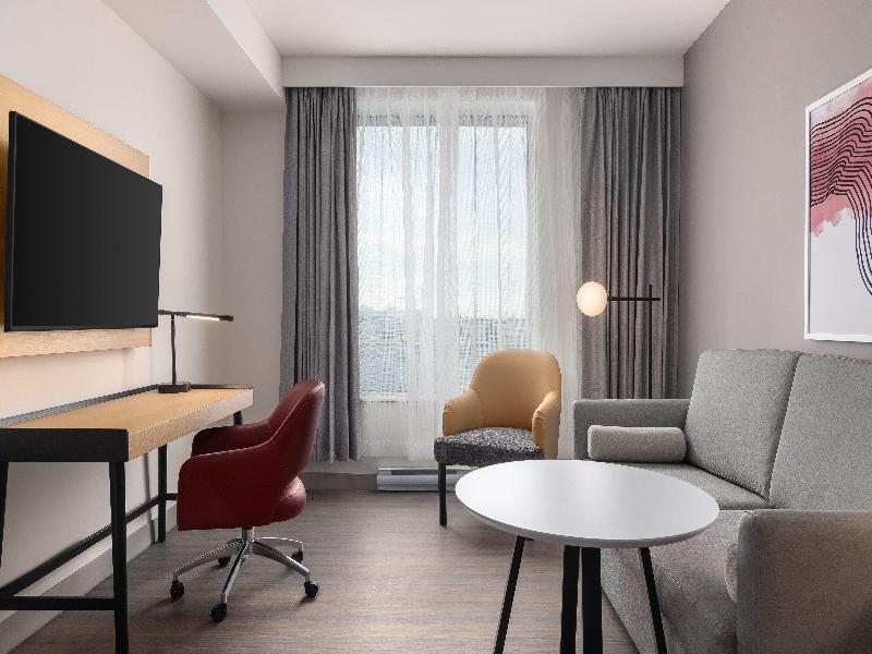 Staybridge Suites Montreal Airport St-Laurent image