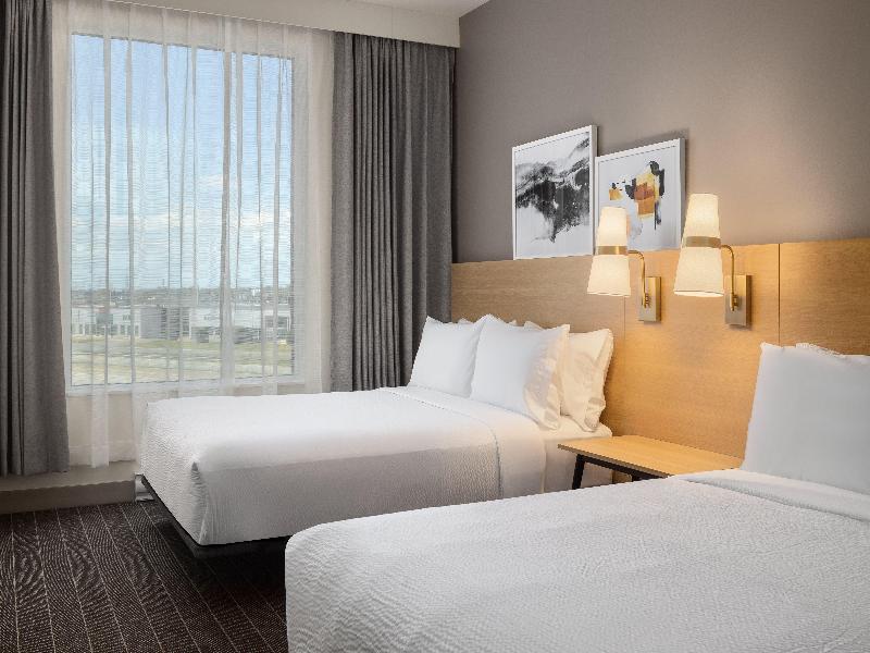 Staybridge Suites Montreal Airport St-Laurent image
