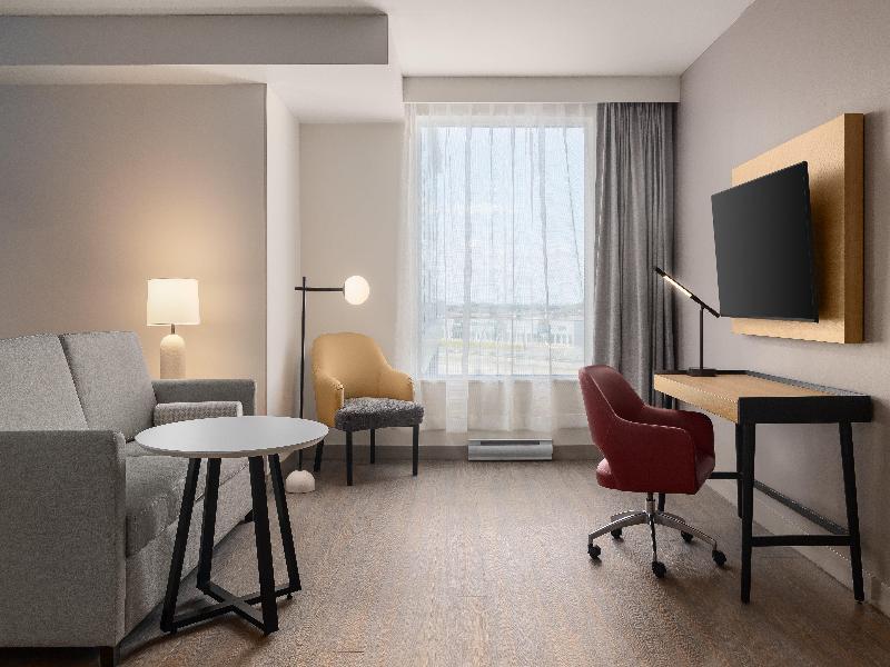 Staybridge Suites Montreal Airport St-Laurent image