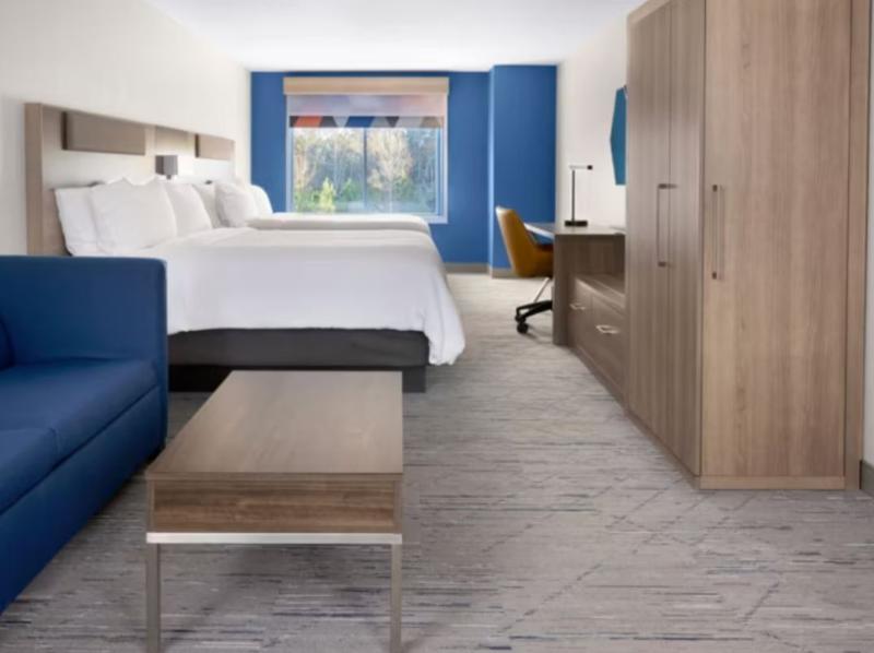 Holiday Inn Express & Suite Westfield Indianapolis image