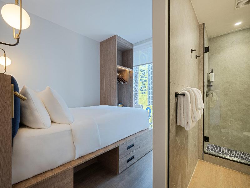Voco Times Square Broadway, by IHG image