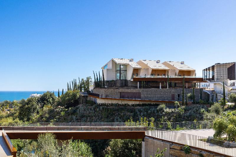 Hotel Leiro Residences - Preferred Hotels & Resorts