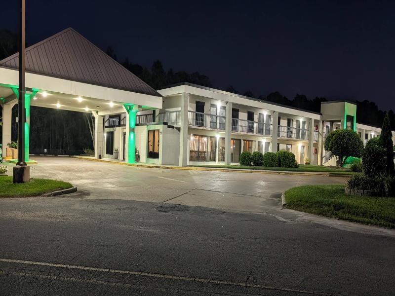 Quality Inn Moss Point - Pascagoula image